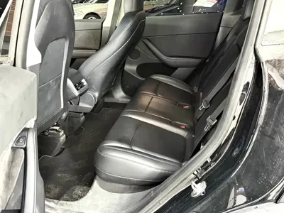 Tesla Model Y 2021, 88800 км, за 131800 CNY - фото 8