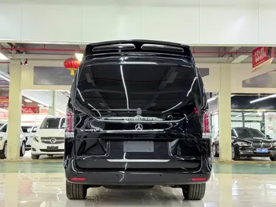 Mercedes-Benz V-Class 0, 100 км, за 698000 CNY