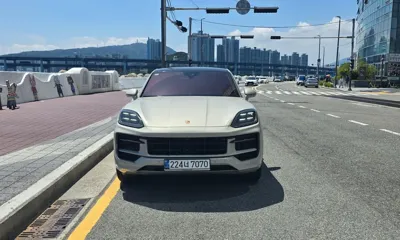 Porsche Cayenne 2025, 18900 км, за 193000000 KRW