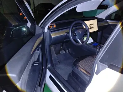 Tesla Model Y 2023, 71700 км, за 158700 CNY - фото 14