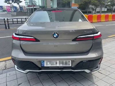 BMW 7-Series 2023, 83000 км, за 73510000 KRW - фото 3