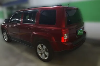 Jeep Patriot 2014, 65199 км, за 26634.44 CNY