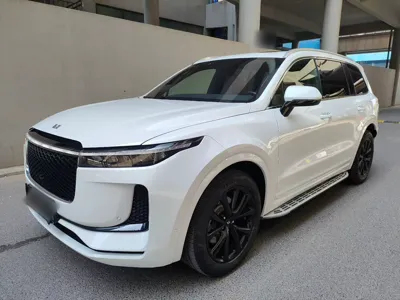 Li Auto ONE 2020, 31800 км, за 141547.32 CNY