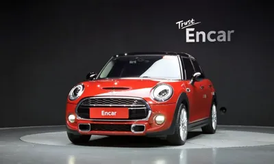 MINI Cooper 2015, 69410 км, за 8700000 KRW