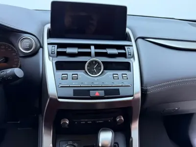 Lexus NX 2021, 37000 км, за 169800 CNY - фото 9