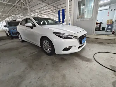 Mazda 3 Axela 2017, 150000 км, за 4972.07 USD - фото 3