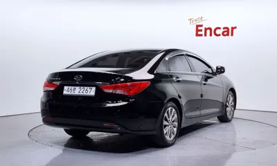 Hyundai Sonata 2014, 208212 км, за 3500000 KRW