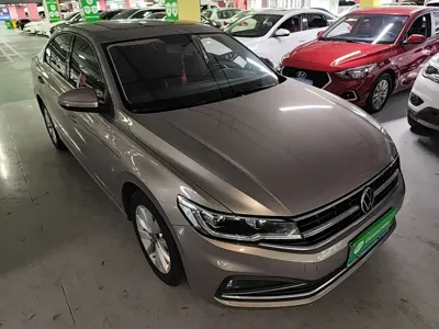 Volkswagen Bora 2022, 41900 км, за 52300 CNY