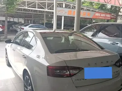 Skoda Octavia 2019, 70000 км, за 55800 CNY - фото 9