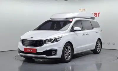 Kia Canival · 2017 год