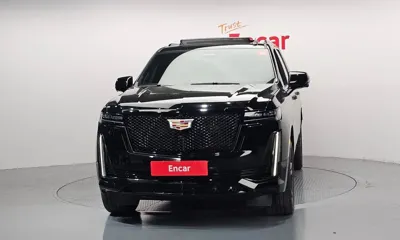 Cadillac Escalade 2023, 23296 км, за 107990000 KRW - фото 3