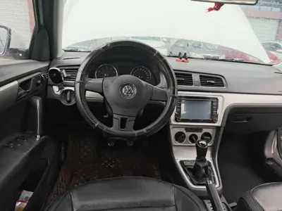 Volkswagen Lavida 2016, 65800 км, за 22799 CNY - фото 11