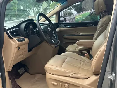 Buick GL8 2019, 210000 км, за 95000 CNY - фото 9