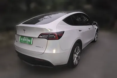 Tesla Model Y 2021, 78600 км, за 163837.86 CNY - фото 6