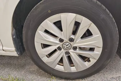 Volkswagen Lavida 2018, 81500 км, за 46912.79 CNY - фото 8