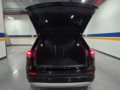 Audi Q4 e-tron 2023, 76000 км, за 37550000 KRW