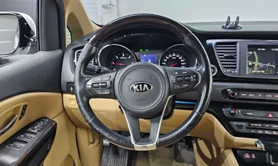 Kia Canival 2018, 85554 км, за 14400000 KRW - фото 13