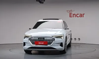 Audi e-tron 2020, 65403 км, за 43000000 KRW