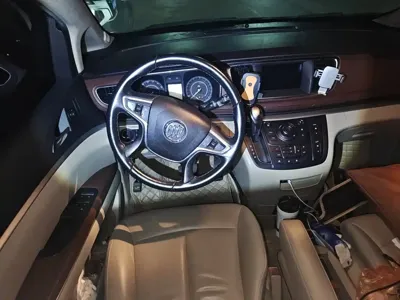 Buick GL8 2020, 84400 км, за 83200 CNY - фото 3