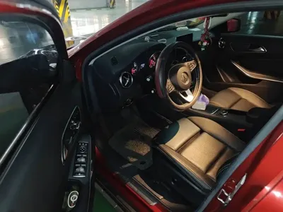Mercedes-Benz GLA 2018, 58300 км, за 69100 CNY - фото 14