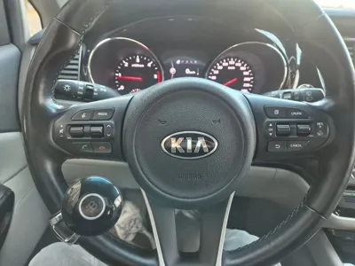 Kia Canival 2018, 101627 км, за 13900000 KRW - фото 15