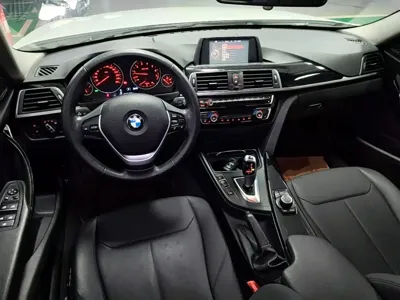 BMW 3 Series 2017, 134400 км, за 63200 CNY - фото 10