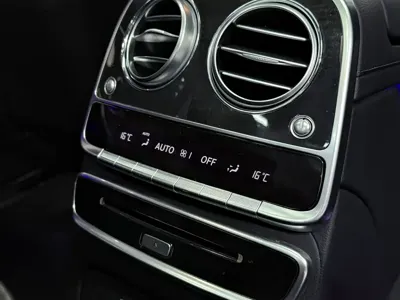 Mercedes-Benz S-Class 2018, 160000 км, за 348000 CNY - фото 17