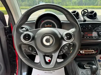 Smart Smart Fortwo 2019, 63000 км, за 66600 CNY - фото 9
