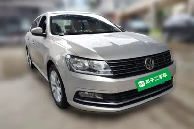 Volkswagen Lavida 2015, 97100 км, за 36144.8 CNY