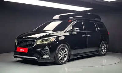Kia Canival · 2020 год