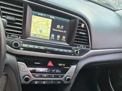 Hyundai Avante 2017, 81462 км, за 9000000 KRW - фото 14