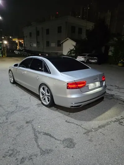 Audi A8 2012, 170000 км, за 12000000 KRW