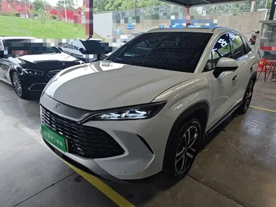 BYD L DM-i 2024, 29400 км, за 90500 CNY - фото 2