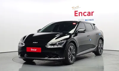 Kia EV6 · 2023 год