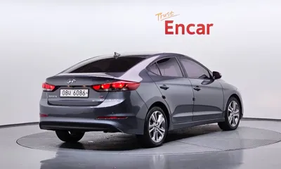 Hyundai Avante 2017, 52094 км, за 10800000 KRW