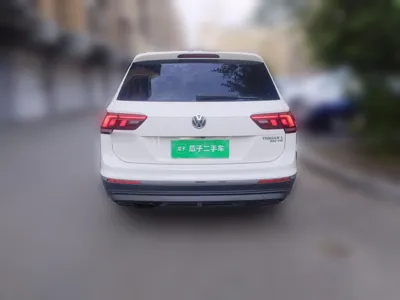 Volkswagen Tiguan L 2017, 47699 км, за 73172.4 CNY - фото 5