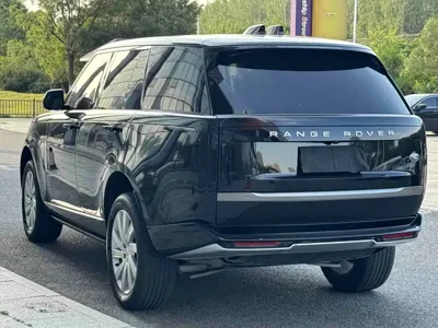 Land Rover Range Rover 2023, 47000 км, за 1039000 CNY