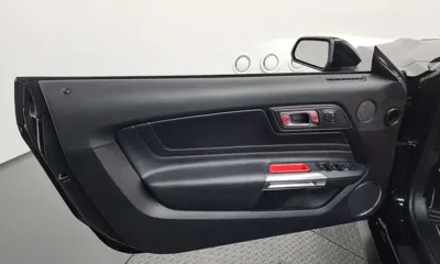 Ford Mustang 2018, 90340 км, за 21025.06 USD - фото 24
