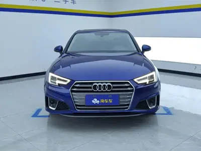 Audi A4L 2019, 71800 км, за 110900 CNY