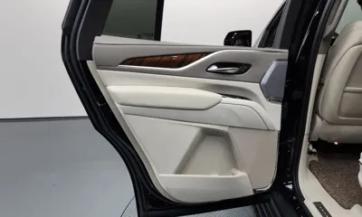 Cadillac Escalade 2022, 38475 км, за 89000000 KRW - фото 25
