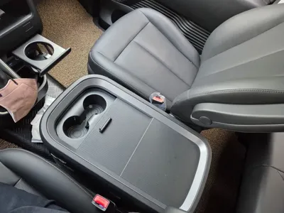 Hyundai Staria 2025, 9000 км, за 30800000 KRW - фото 20