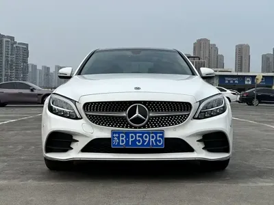 Mercedes-Benz C-Class 2021, 42000 км, за 138000 CNY