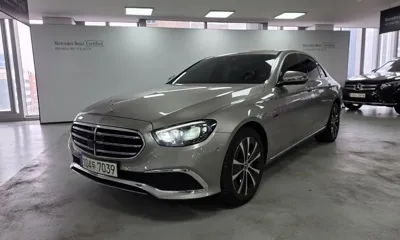 Mercedes-Benz E-Class · 2021 год