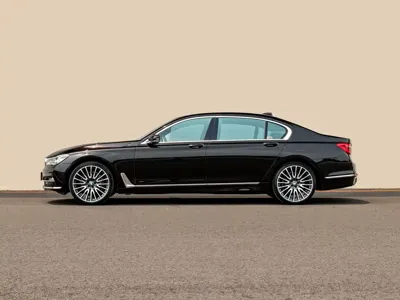 BMW 7 Series 2019, 89000 км, за 325000 CNY