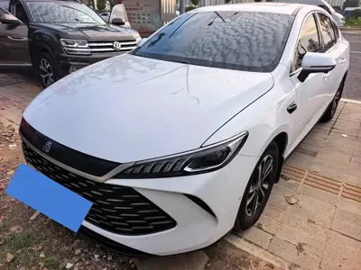 BYD Qin Plus 2025, 10000 км, за 52800 CNY - фото 1