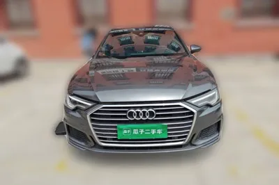 Audi A6L 2020, 47100 км, за 178120.39 CNY