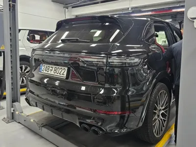 Porsche Cayenne 2023, 24000 км, за 118000000 KRW - фото 4