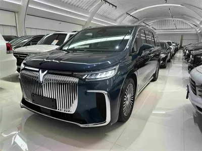 Voyah Dreamer 2025, 8000 км, за 265000 CNY - фото 1