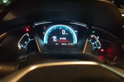 Honda Civic 2016, 120500 км, за 54056.81 CNY - фото 12