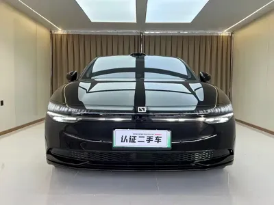 Zeekr 007 2024, 26000 км, за 143800 CNY